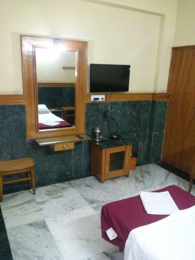 Sarmani Hotels Pvt. Ltd Chennai Esterno foto